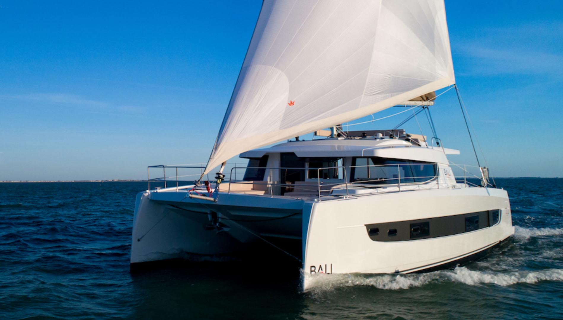 Bali 4.4 „Sara“ als Charteryacht