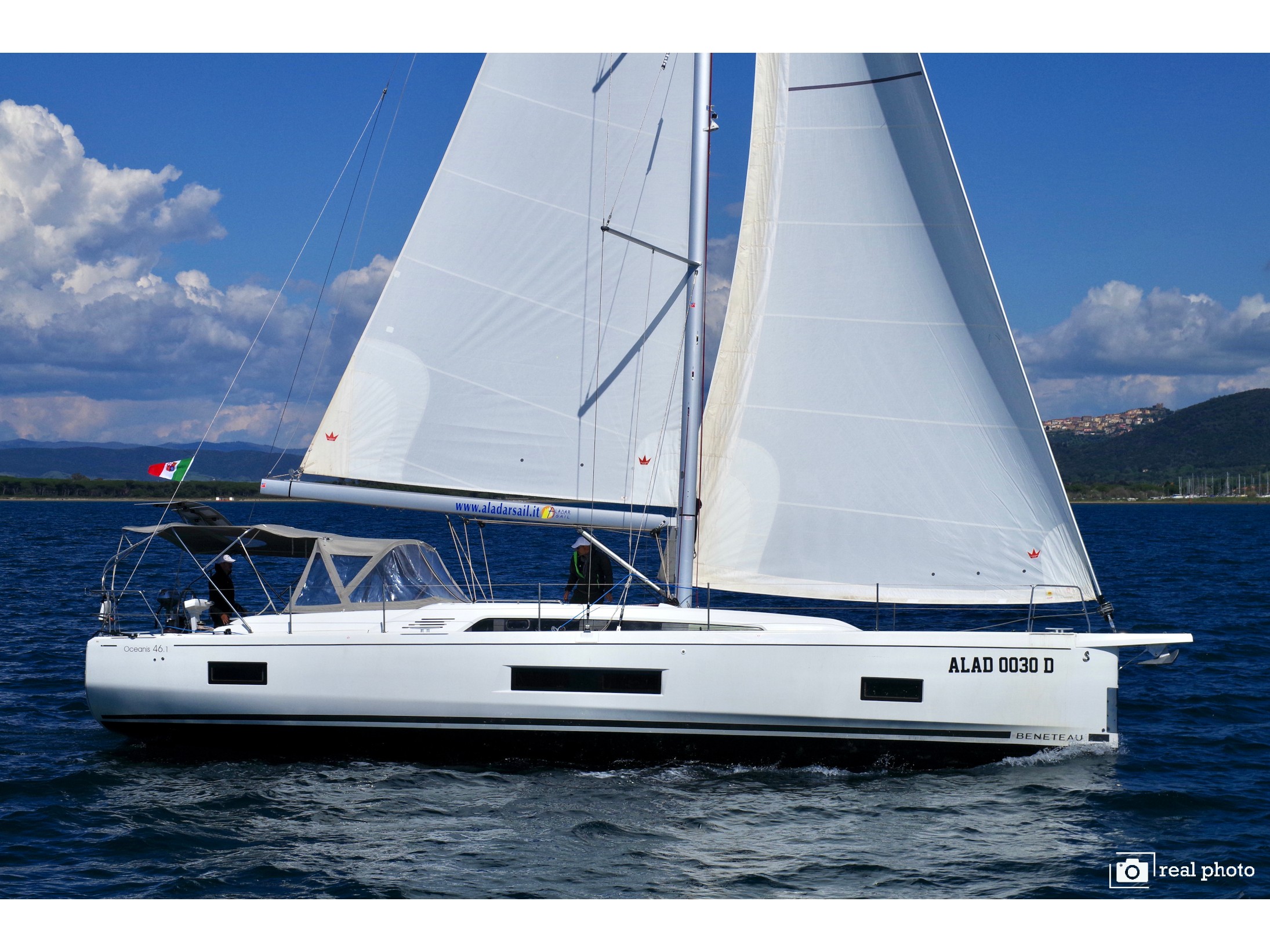 Oceanis 46.1  Top image