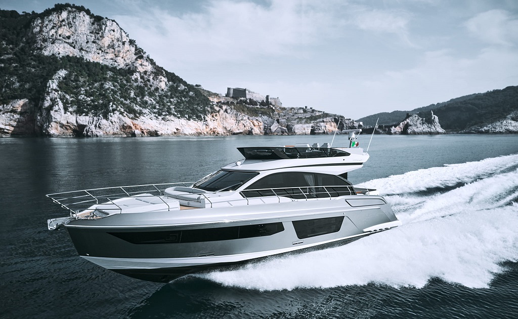 Azimut 53 Fly Top image