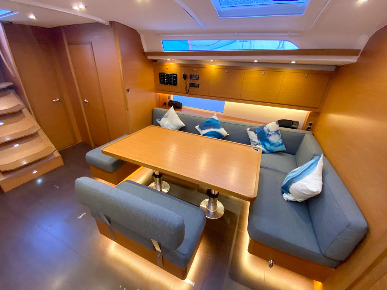 Dufour 470 Nami, Foto 4