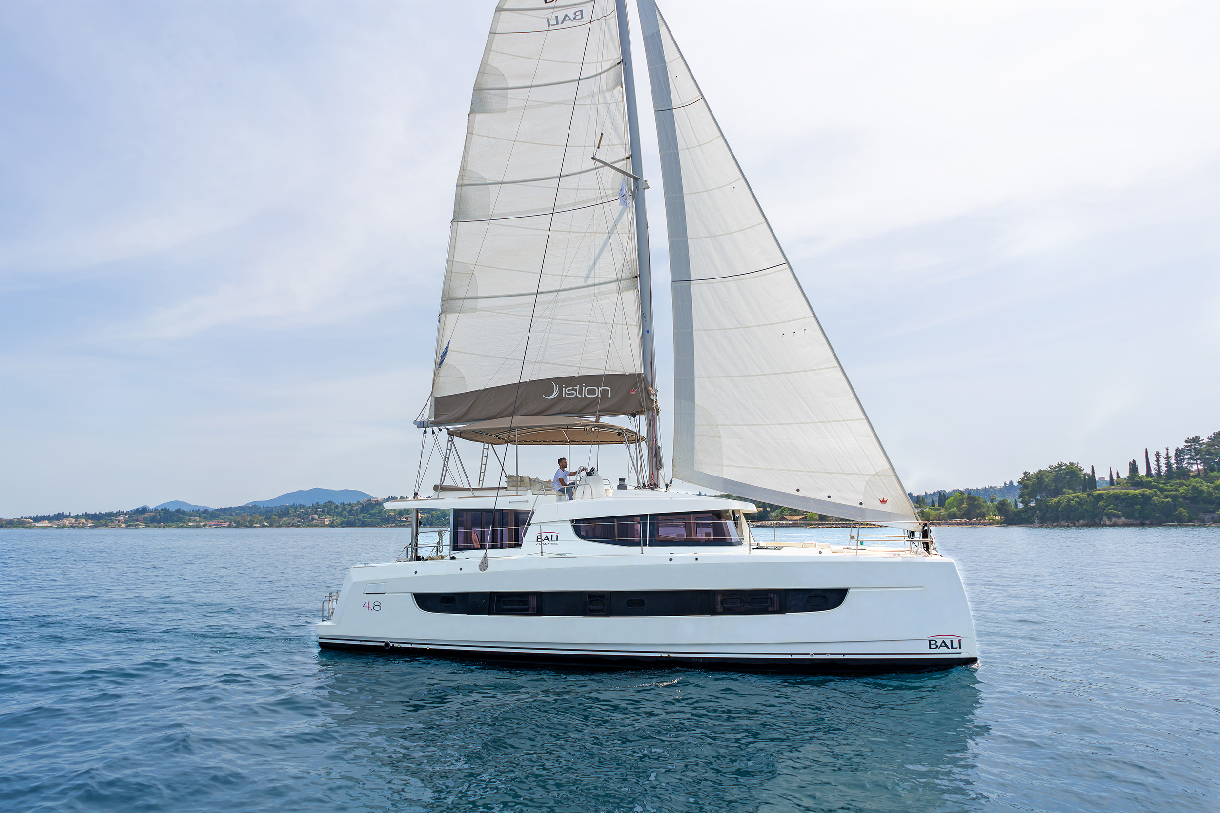 Bali 4.8 (6cab/6wc) „BASMA“ als Charteryacht