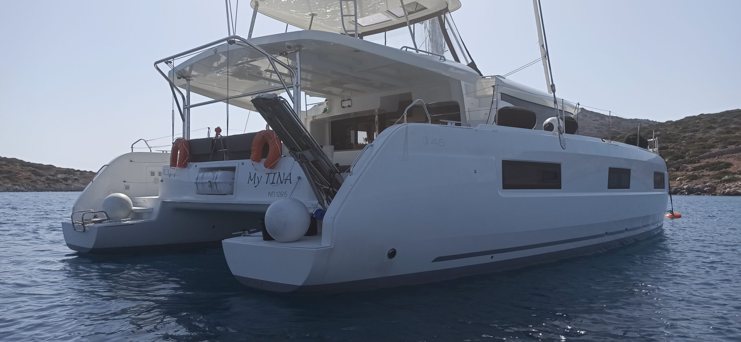 Lagoon 46  Top image