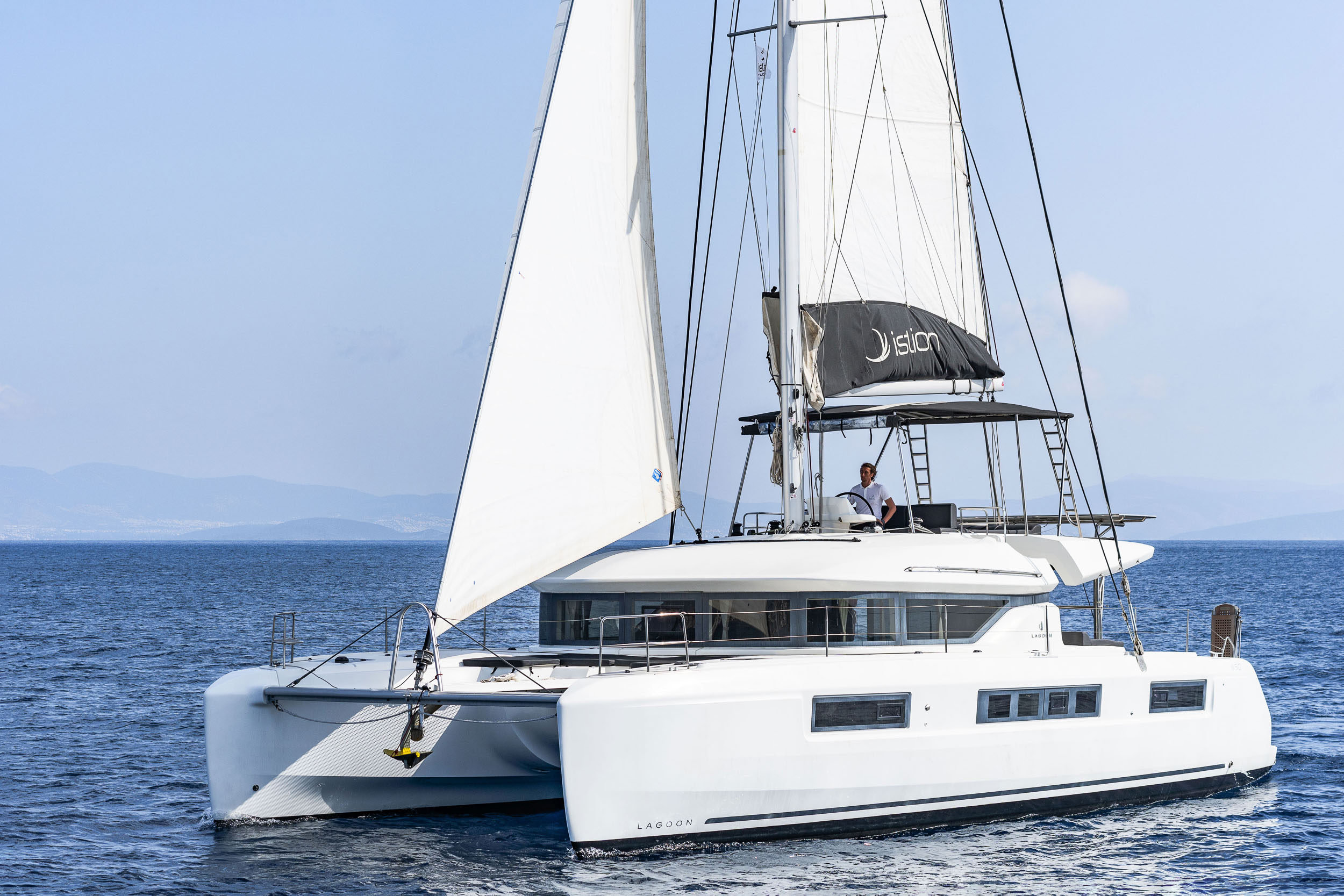 Lagoon 50 (6+2/4wc) „Just Infinity“ als Charteryacht