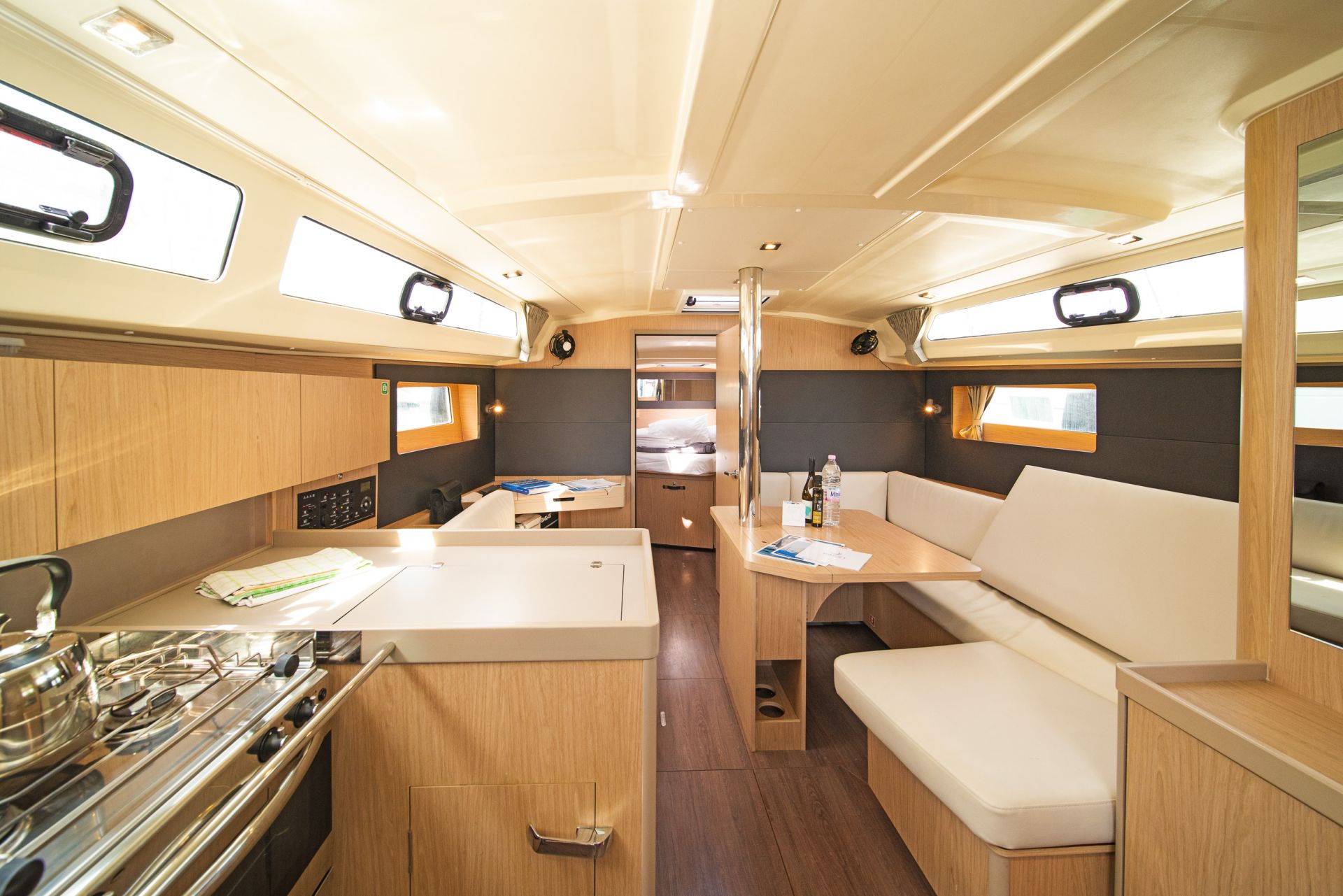 Oceanis 41.1 Lux, Foto 2