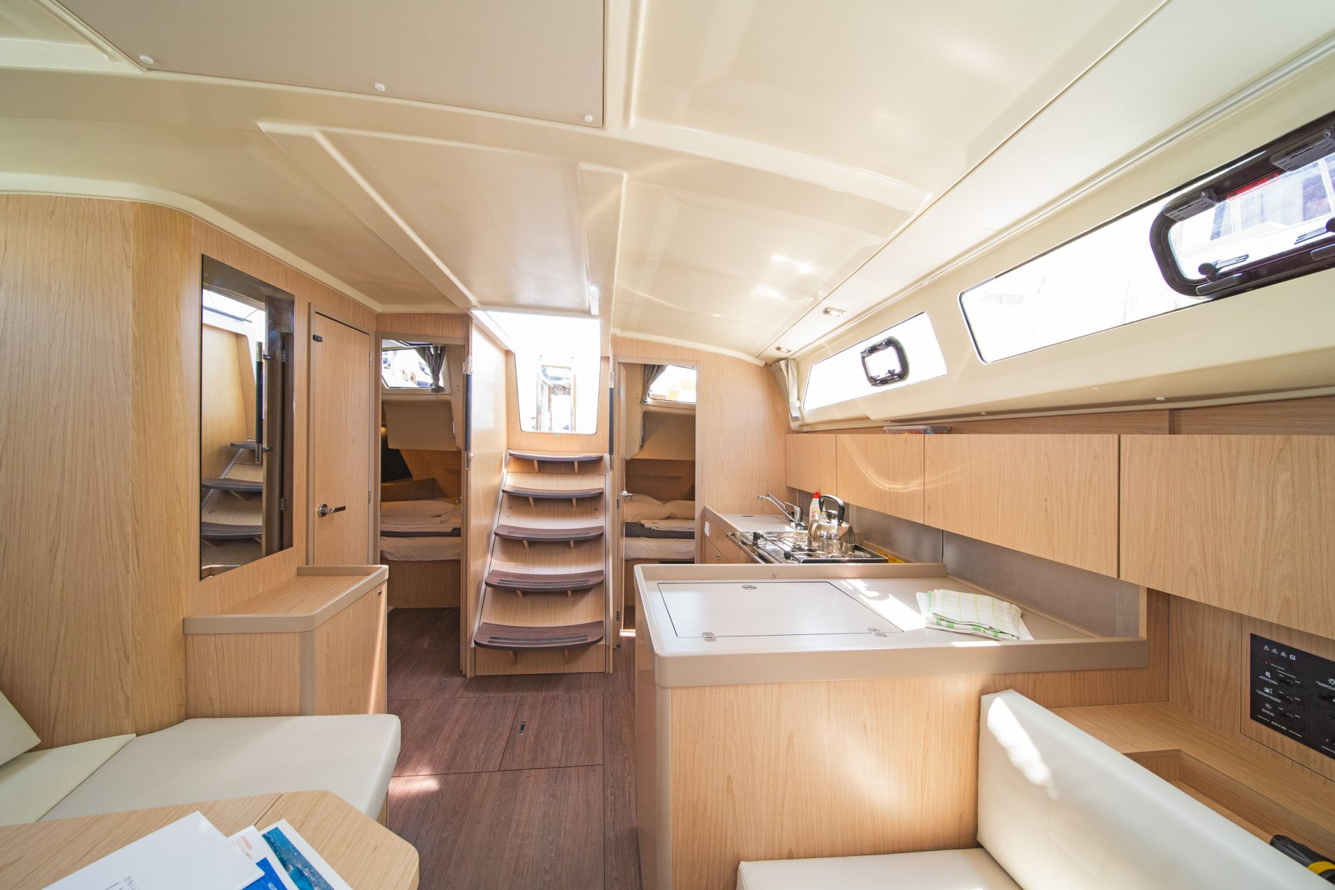 Oceanis 41.1 Lux, Foto 3