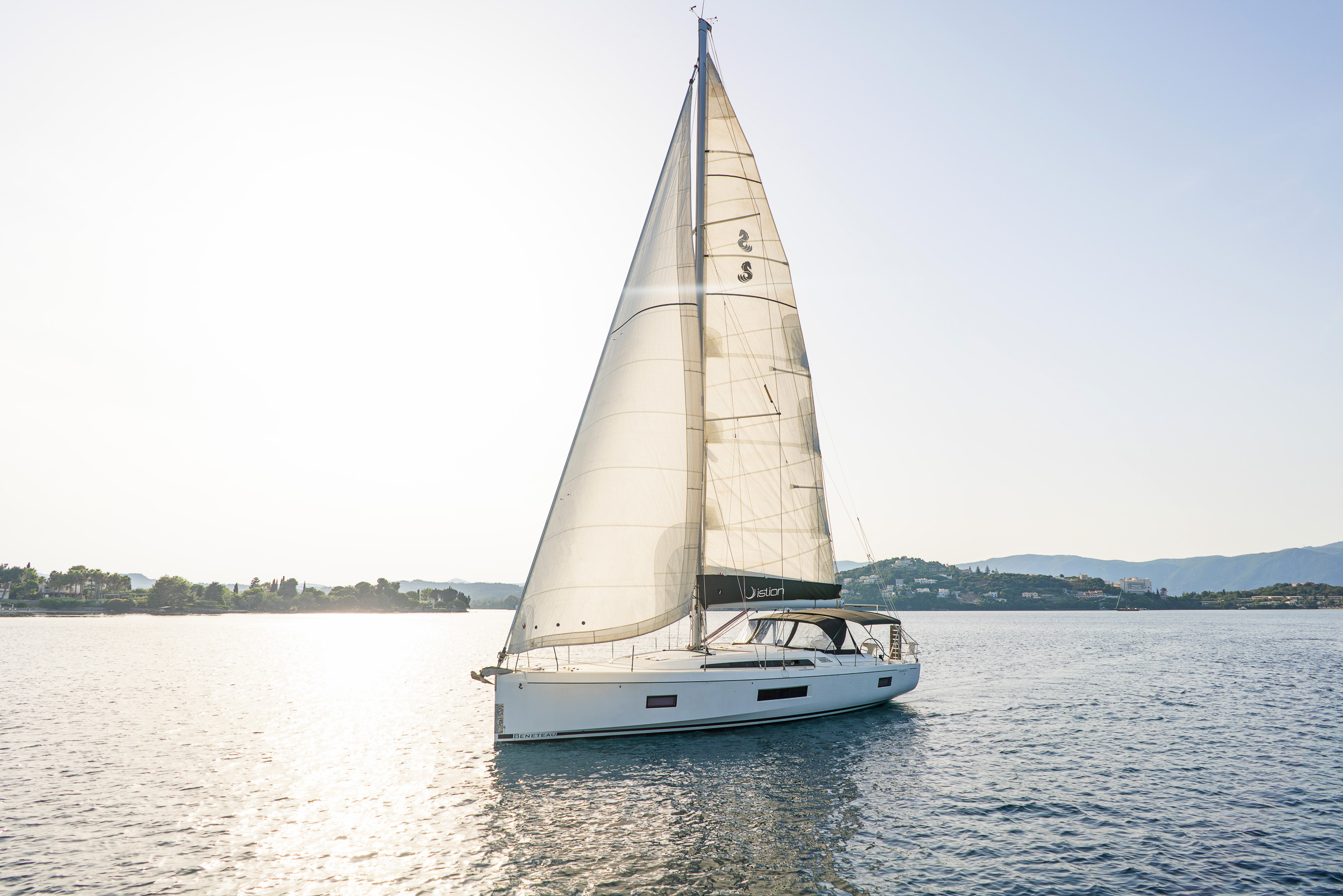 Oceanis 51.1 (5+1 cab, 3+1wc) „Babakita“ als Charteryacht