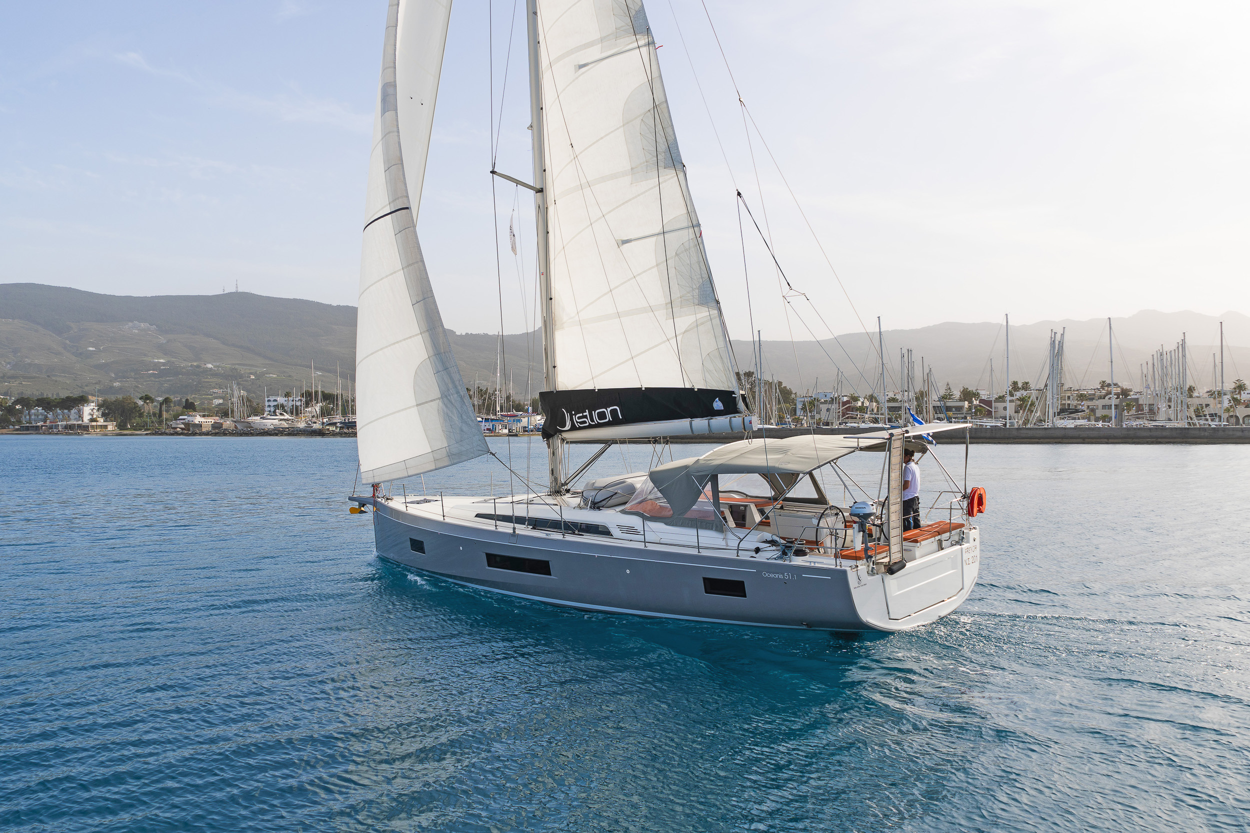 Oceanis 51.1 Freyja, Foto 3