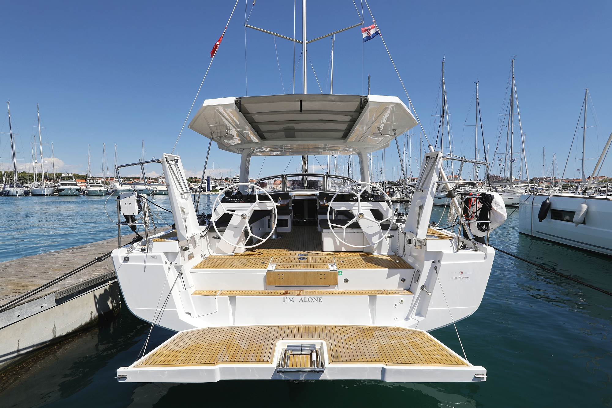 Hanse 460 - 4 cab. Top image