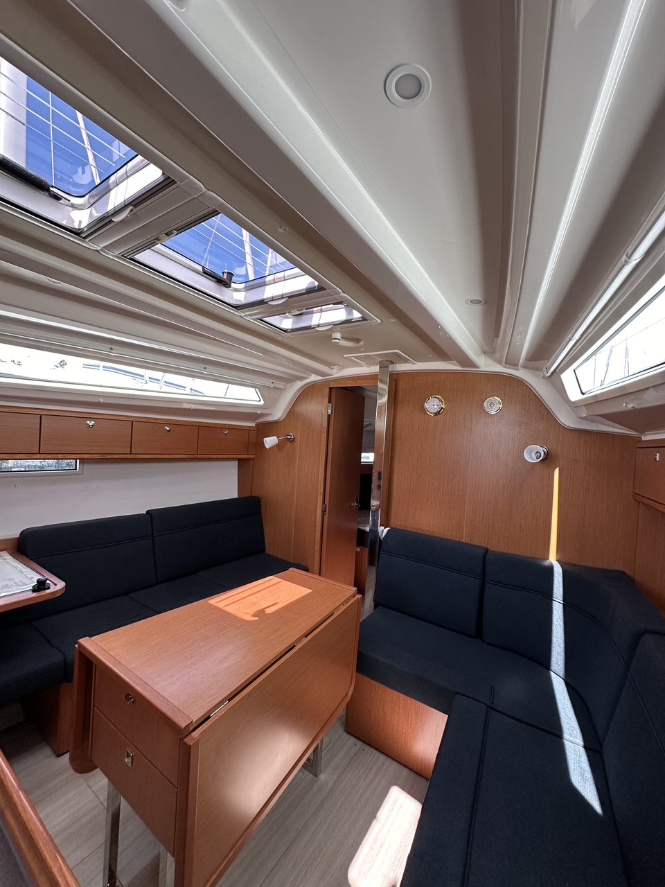 Bavaria Cruiser 37 Crypto, Foto 5