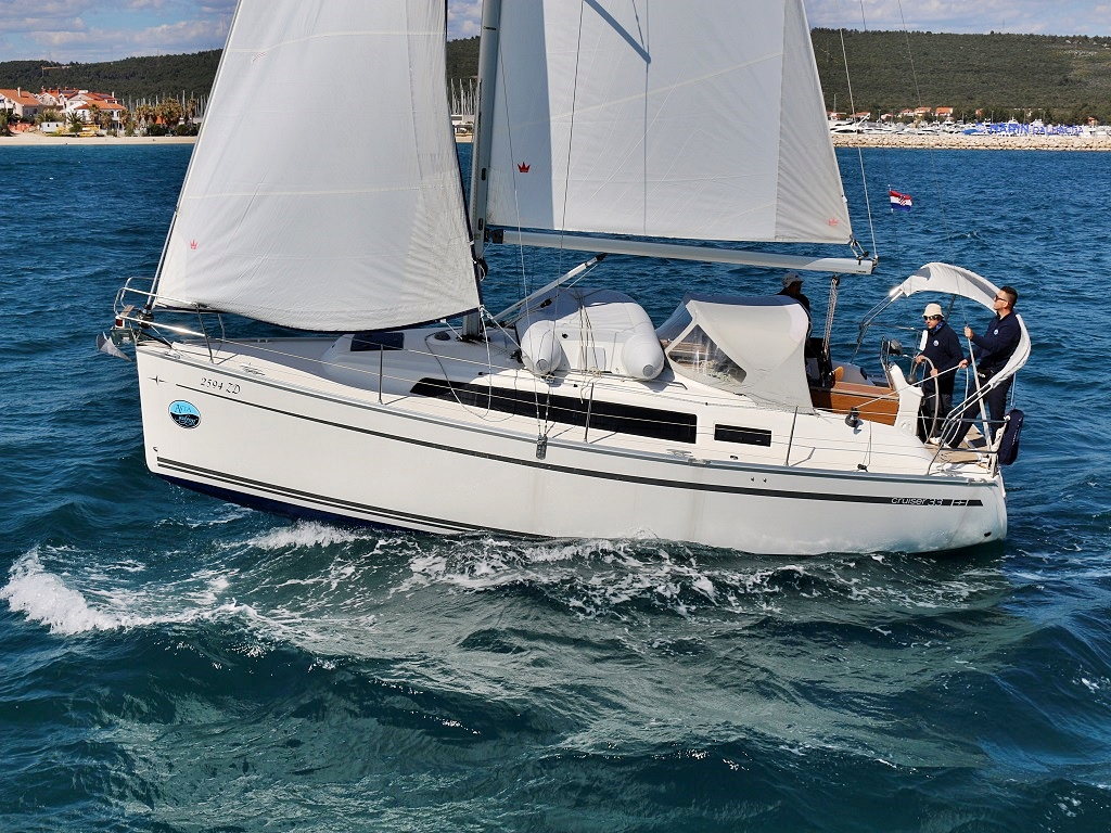 Bavaria Cruiser 33 „Mirella“ als Charteryacht