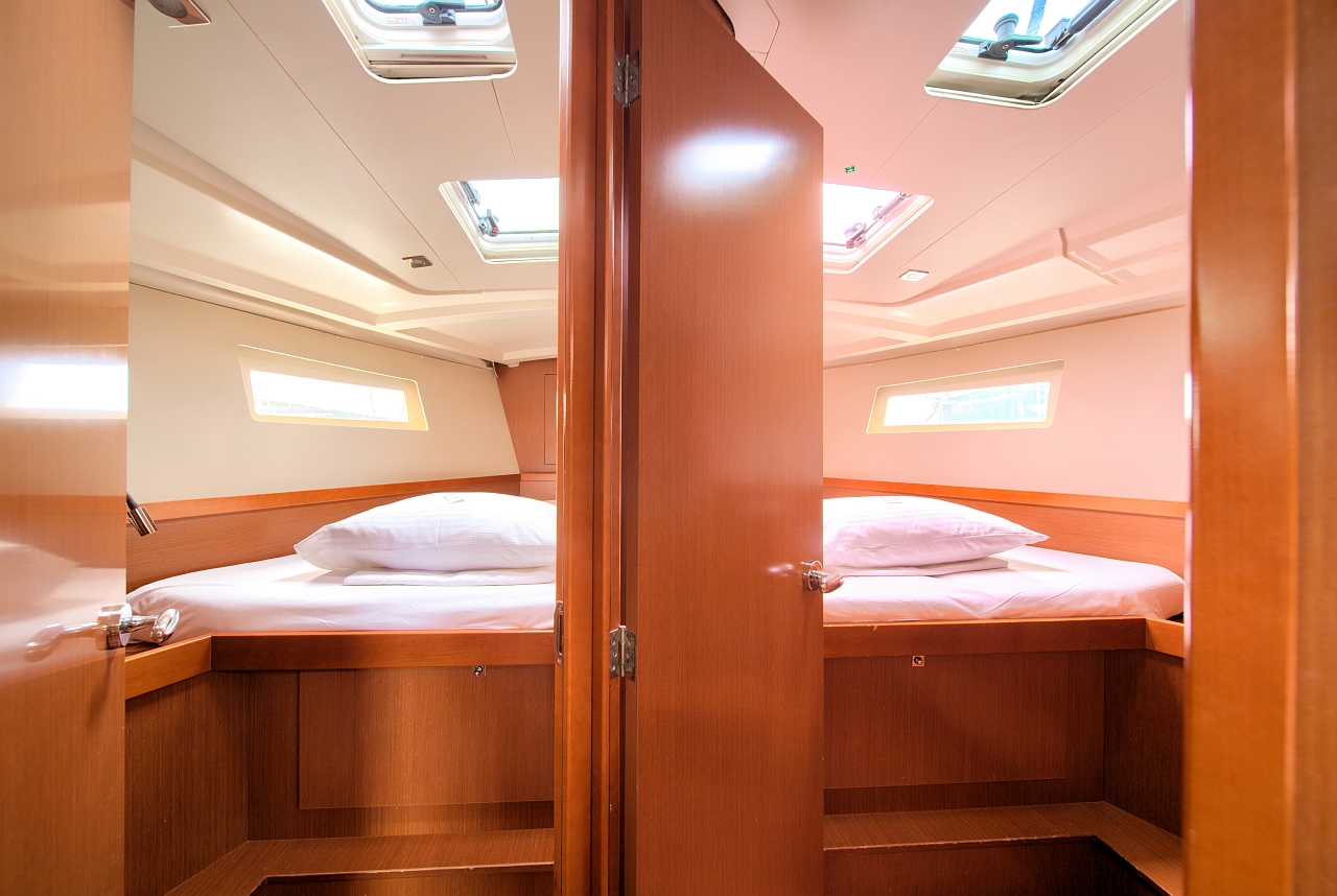 Oceanis 45 Ponente, Foto 4