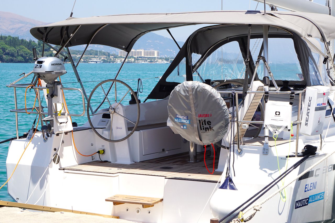 Bavaria C38 Eleni, Foto 4