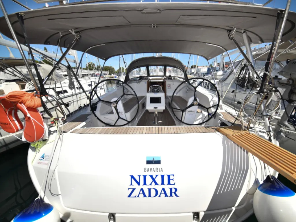 Bavaria Cruiser 41  Top image