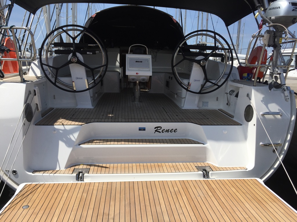 Bavaria Cruiser 46  Top image