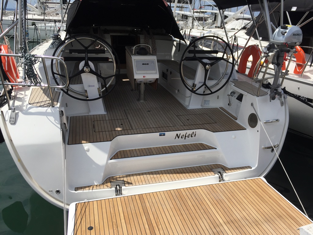 Bavaria Cruiser 46  Top image