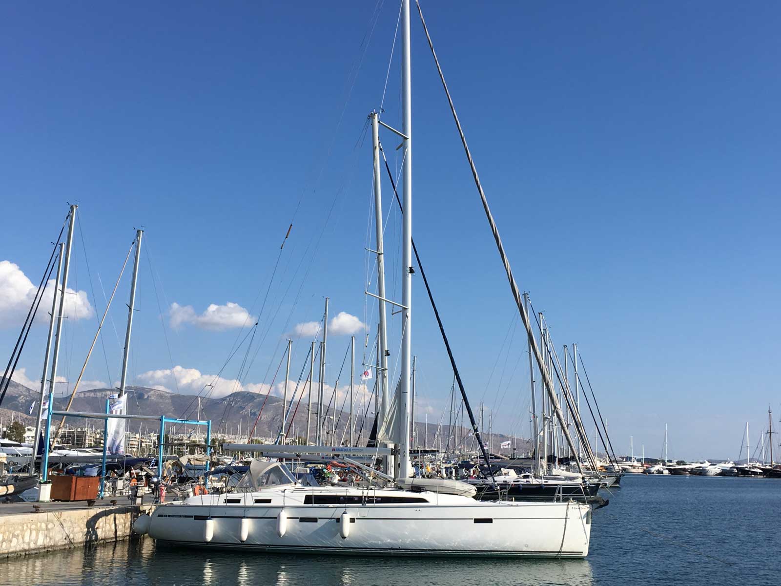 Bavaria Cruiser 51  Top image