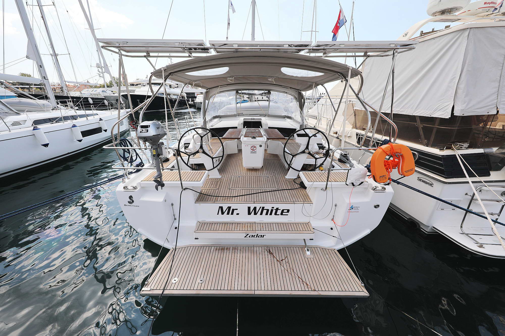 Oceanis 46.1  Top image