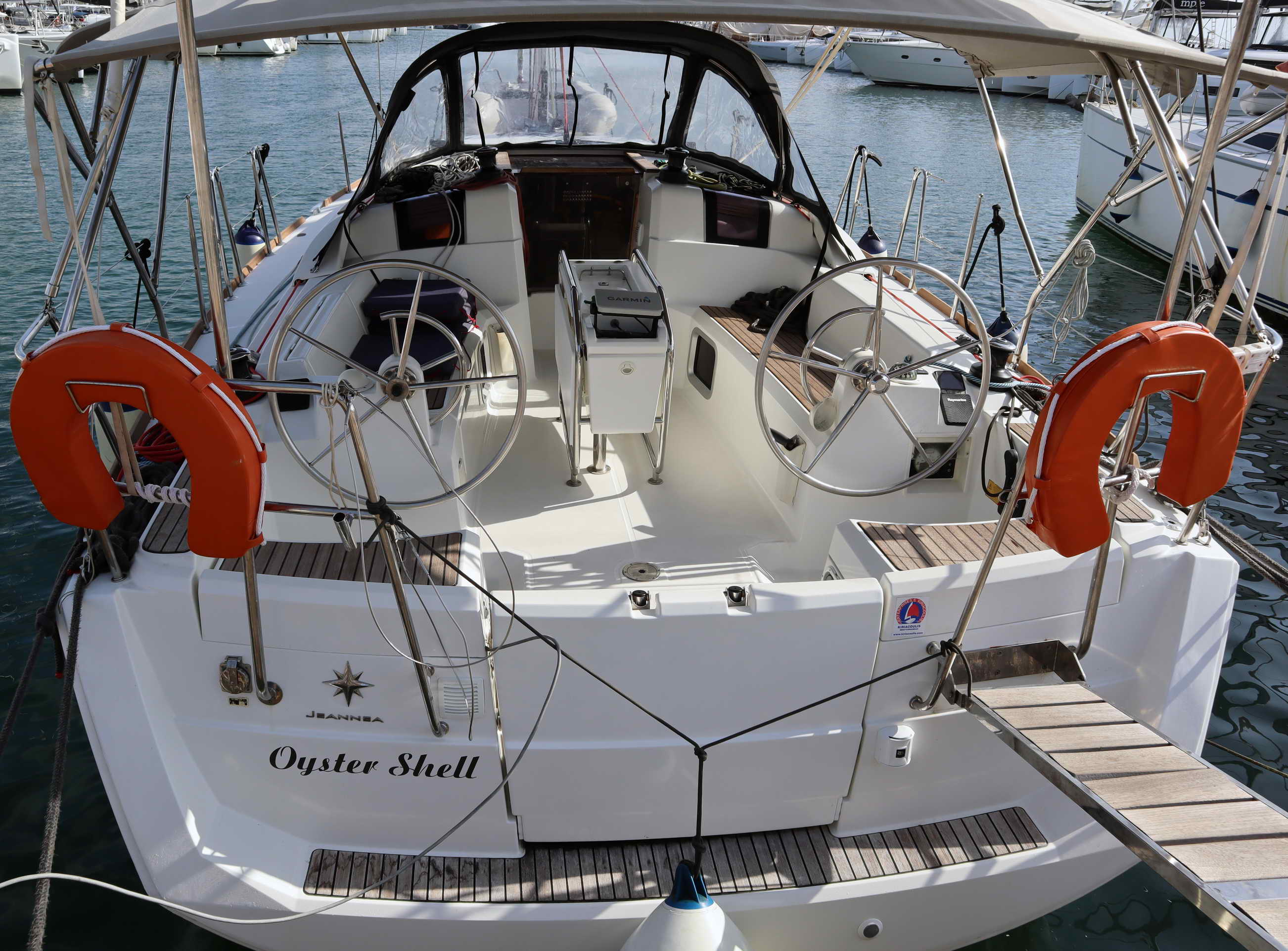 Sun Odyssey 379 Top image