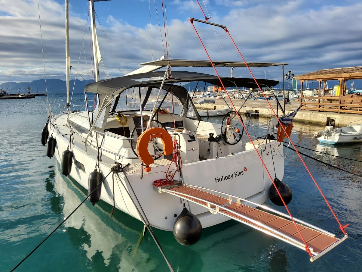 Sun Odyssey 440  Top image