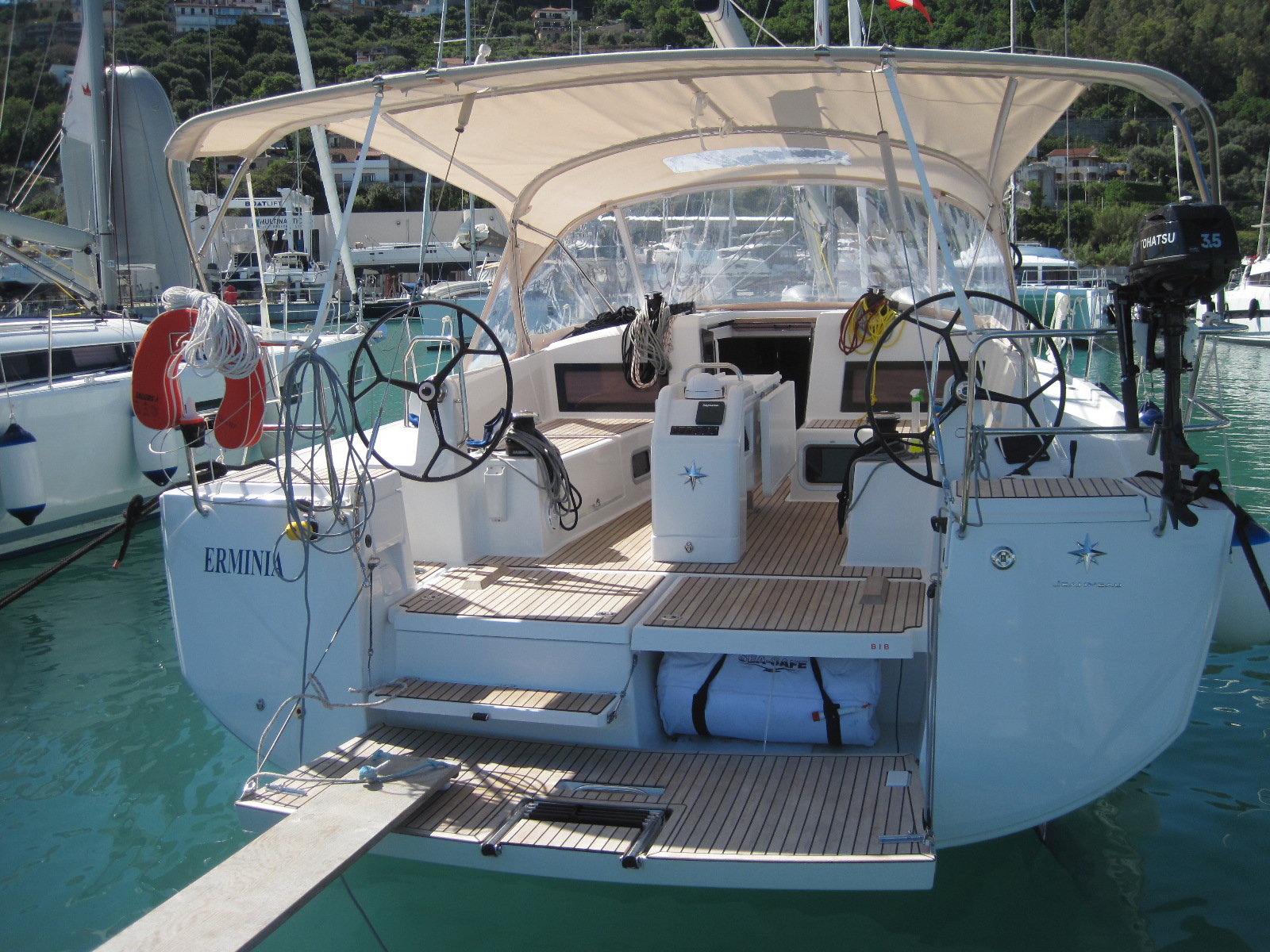 Sun Odyssey 440  Top image