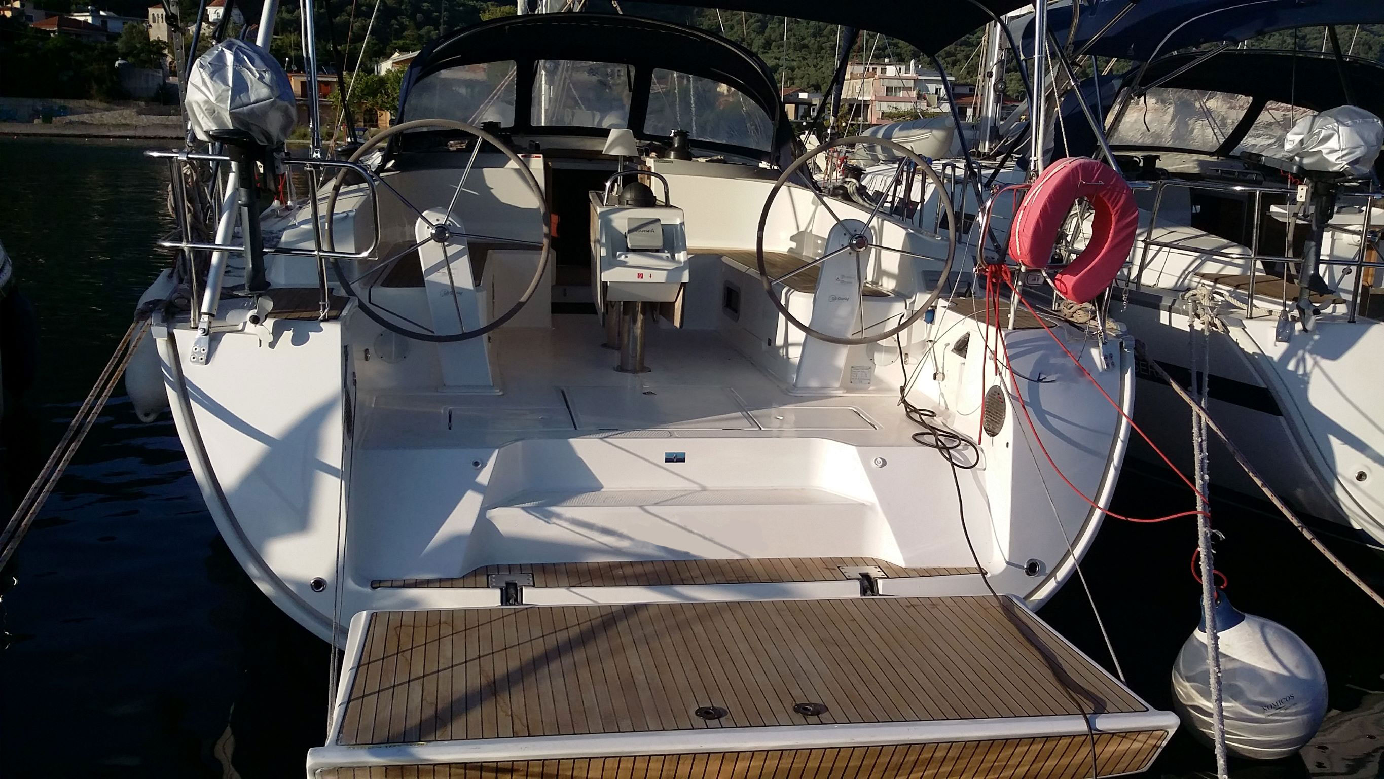 Bavaria Cruiser 46  Top image