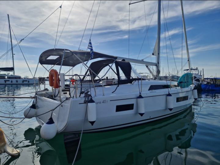 Oceanis 40.1 Top image