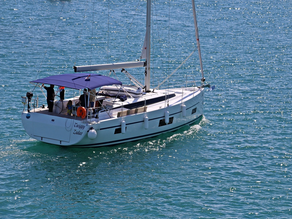 Bavaria C45 „Twiggy“ als Charteryacht