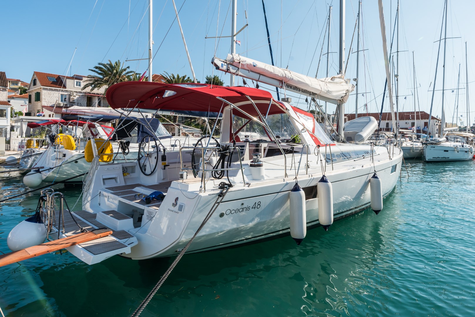 Oceanis 48 - 5Cab Top image
