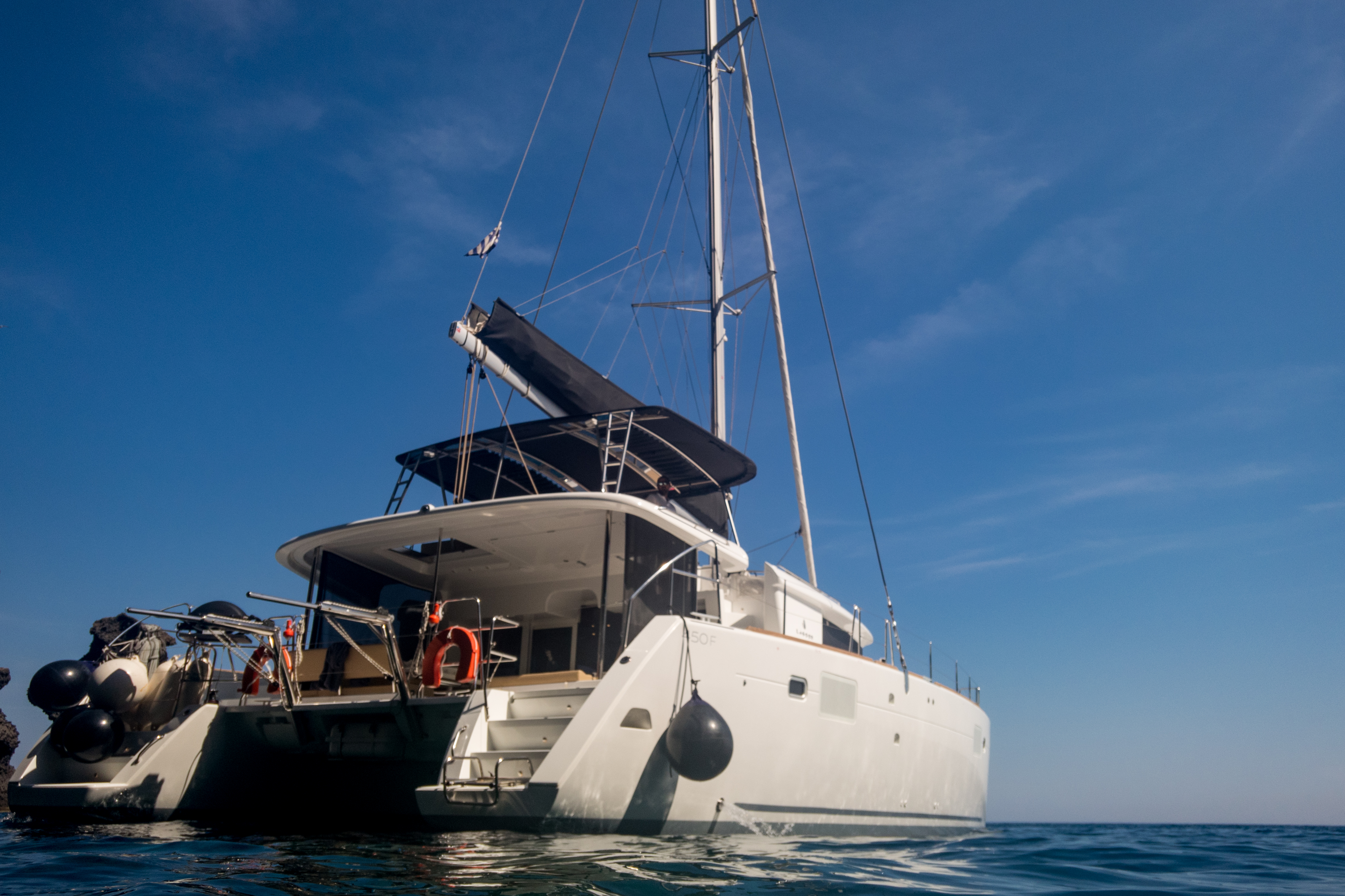 Lagoon 450 F  Top image