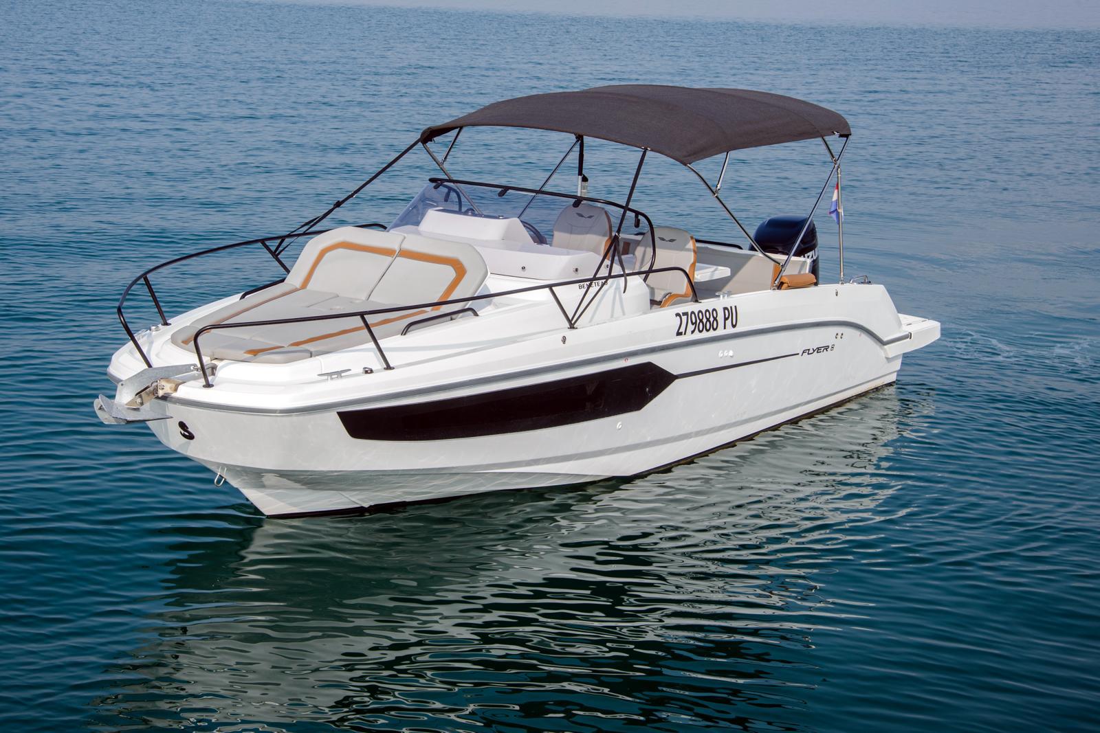 Flyer 8 SUNdeck „Beneteau Flyer 8“ als Charteryacht