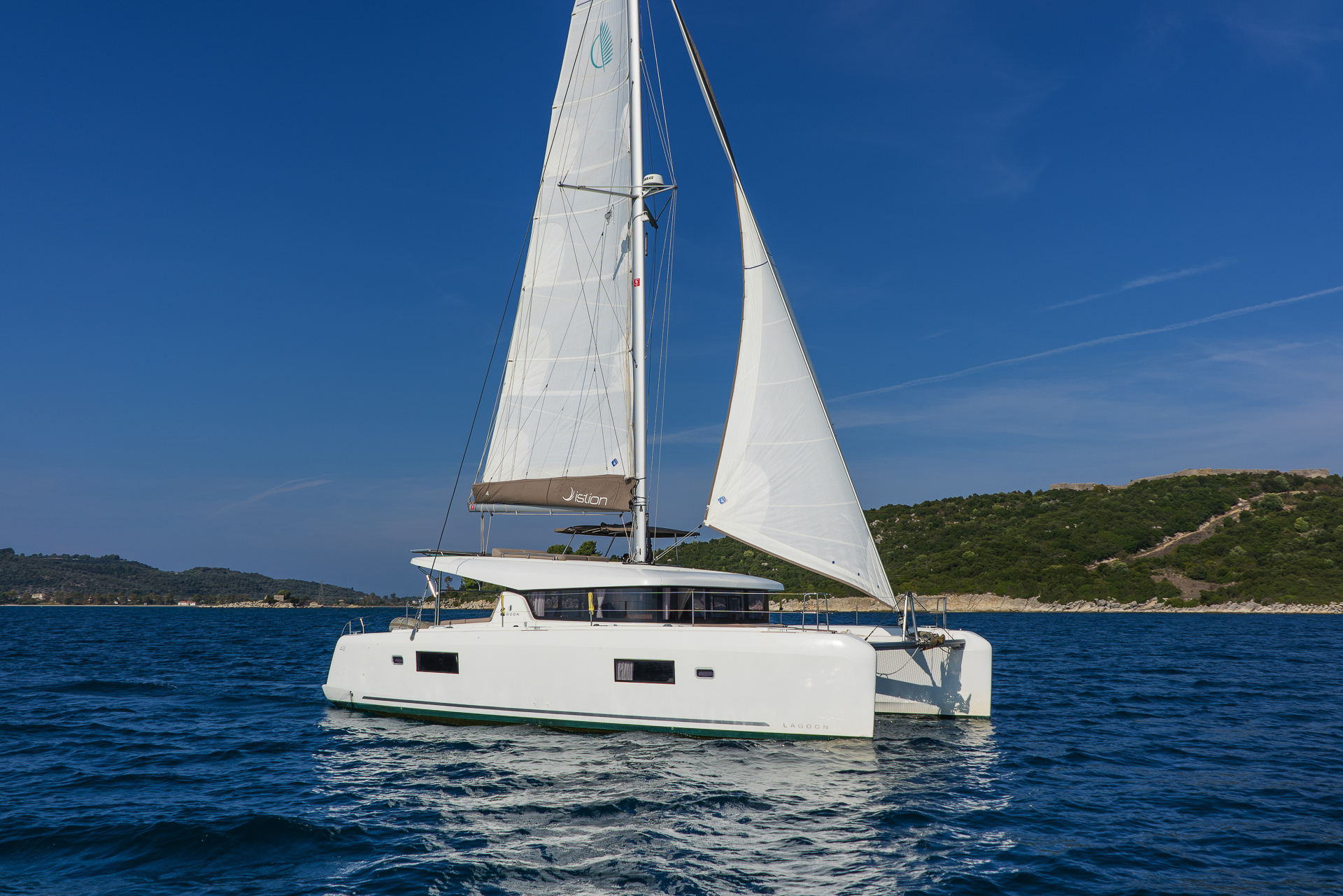 Lagoon 42 (4+1cab/4wc) „Pulsar“ als Charteryacht