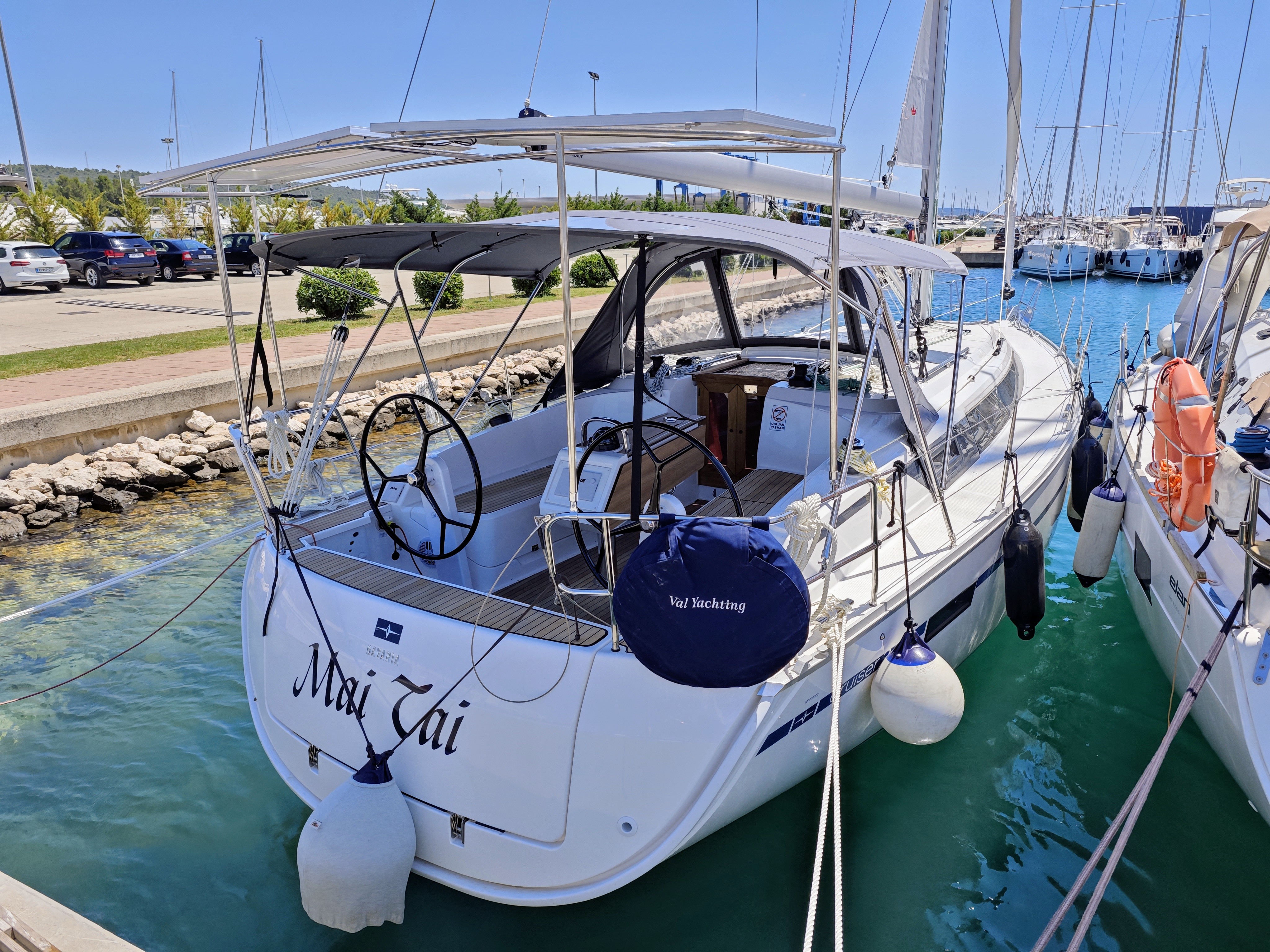Bavaria Cruiser 37 Mai Tai, Foto 3