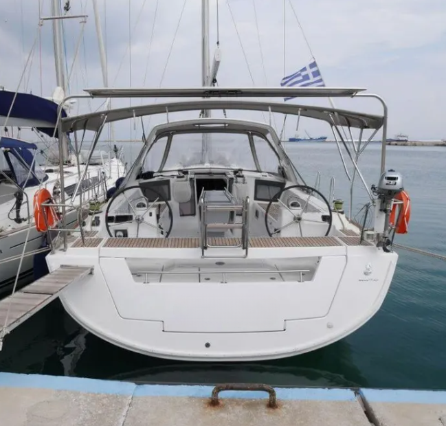 Oceanis 45  Top image