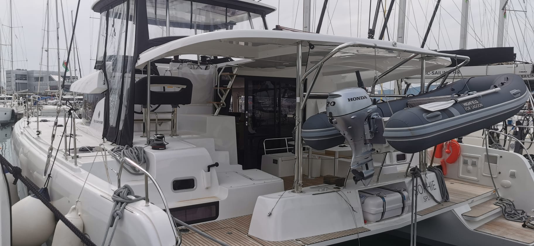Lagoon 42  Owner Version Top image