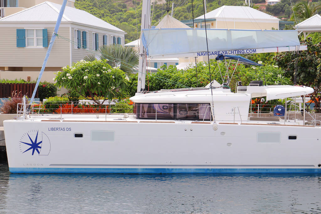 Lagoon 450 F  Top image