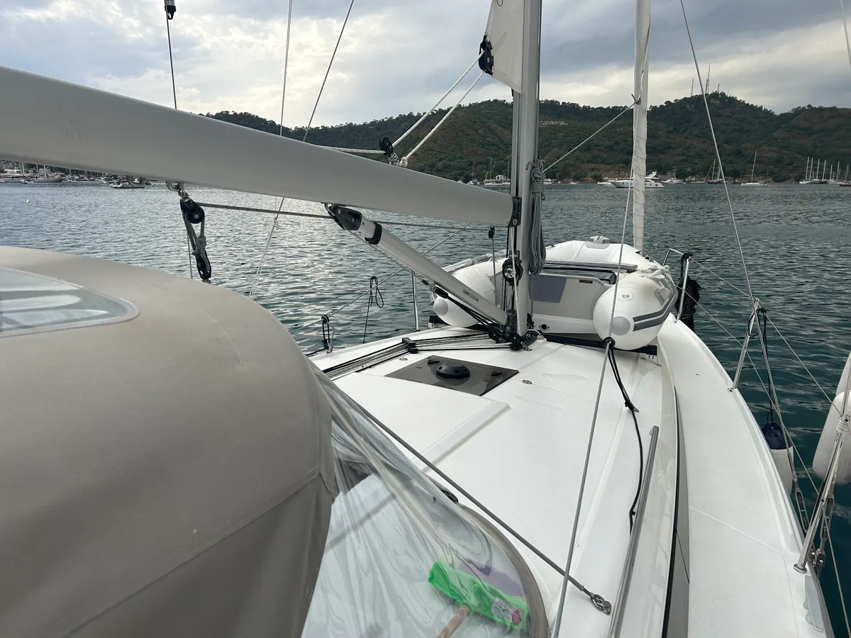 Oceanis 34.1 Benja, Foto 4