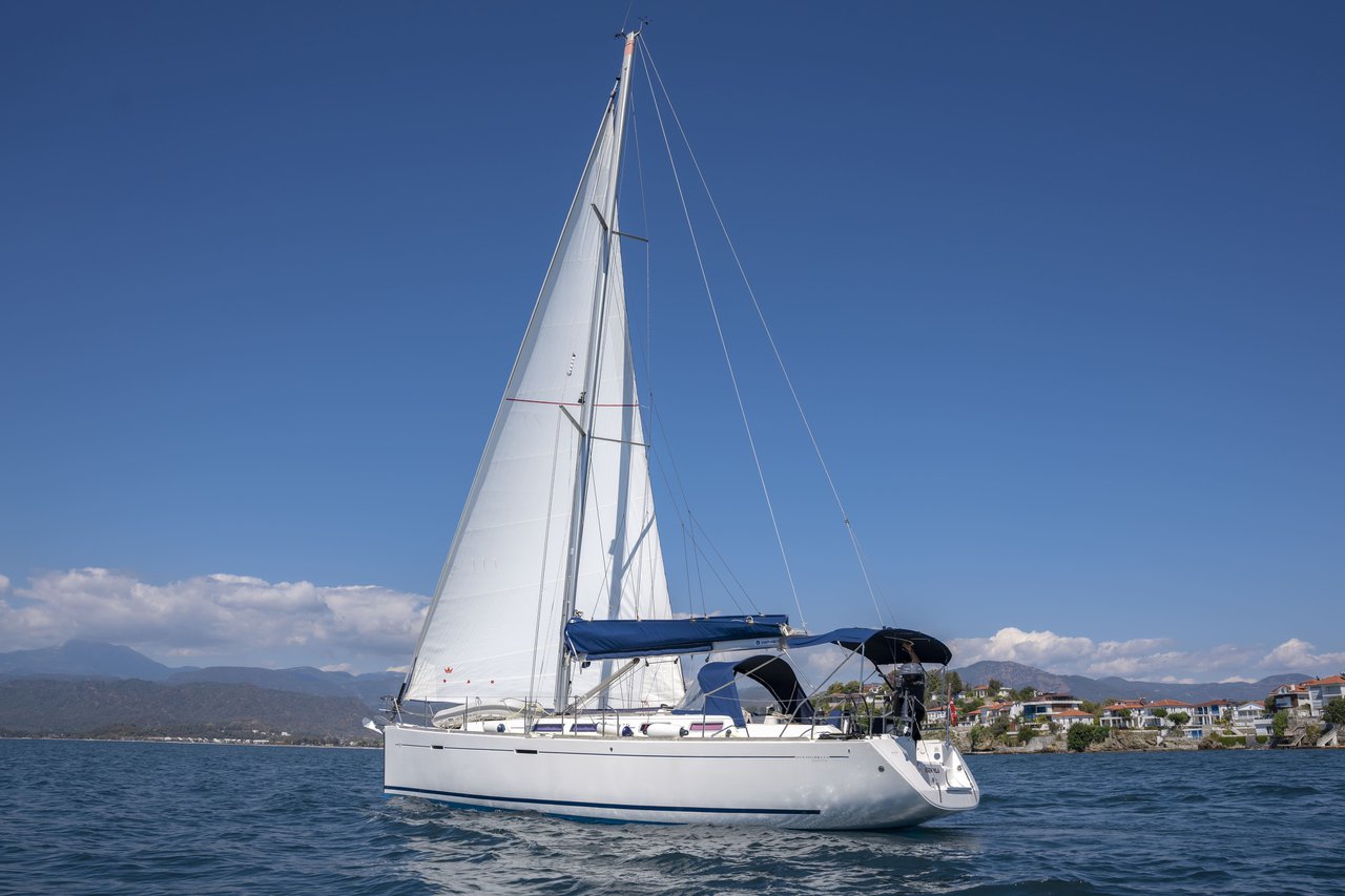 Dufour 425 Grand Large Esen Mila, Foto 3