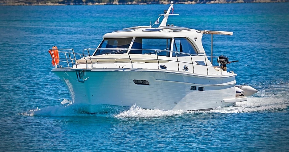 Adriana 36 „Iris“ als Charteryacht