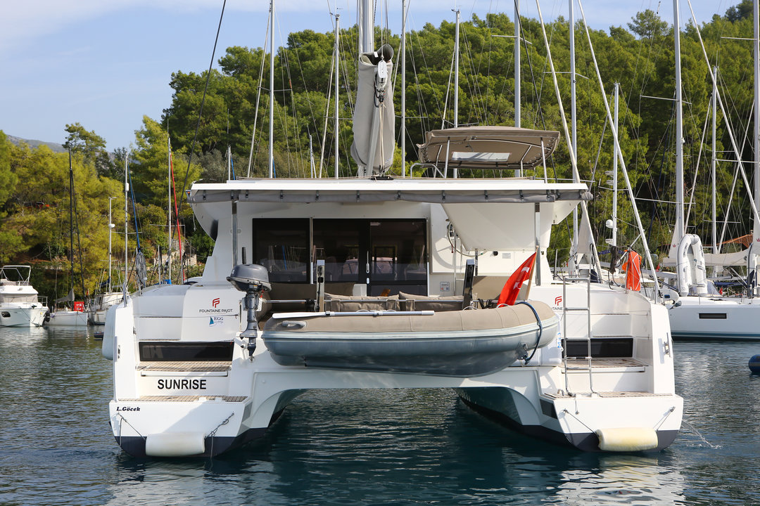 Lucia 40 (4+2 Cab) „Sunrise“ als Charteryacht