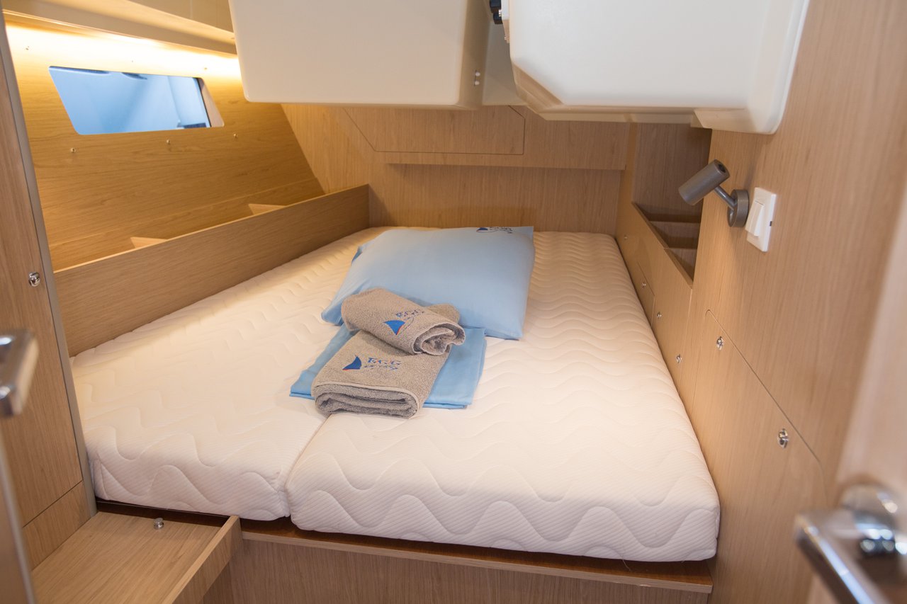 Oceanis 41.1, Foto 5