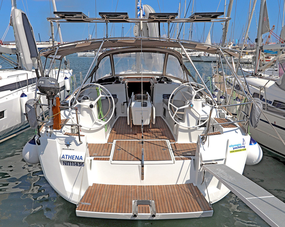 Sun Odyssey 479  Top image