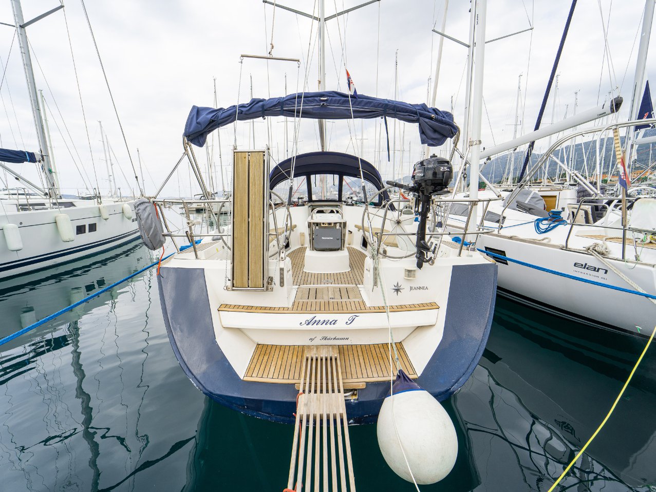Sun Odyssey 49  Top image