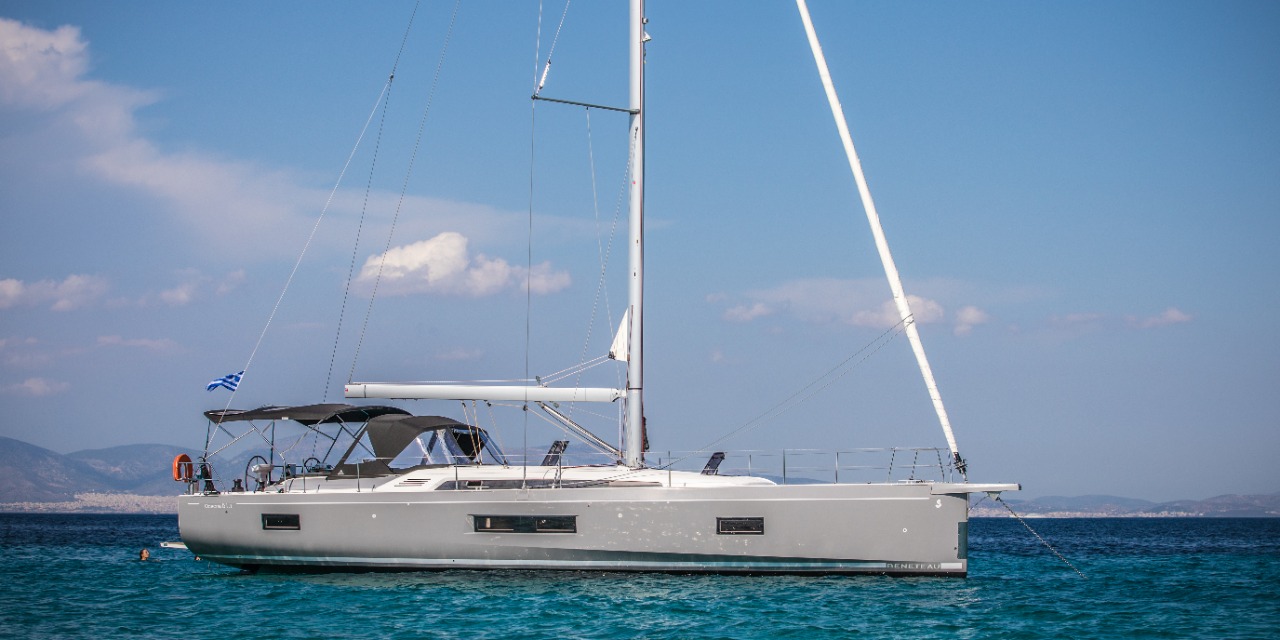 Oceanis 51.1  Top image