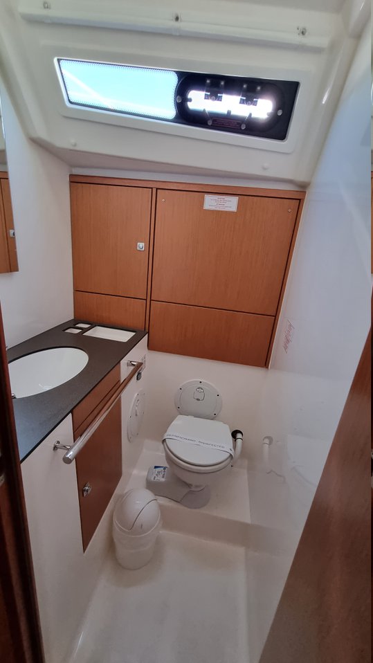 Bavaria C42 Quick Point, Foto 3