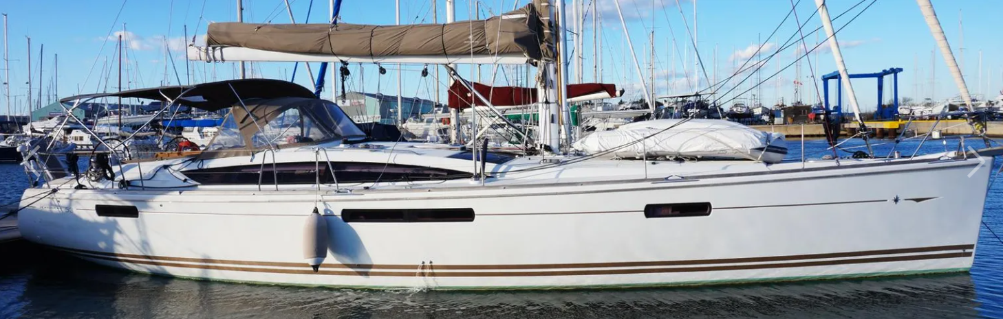 Jeanneau 53  Top image