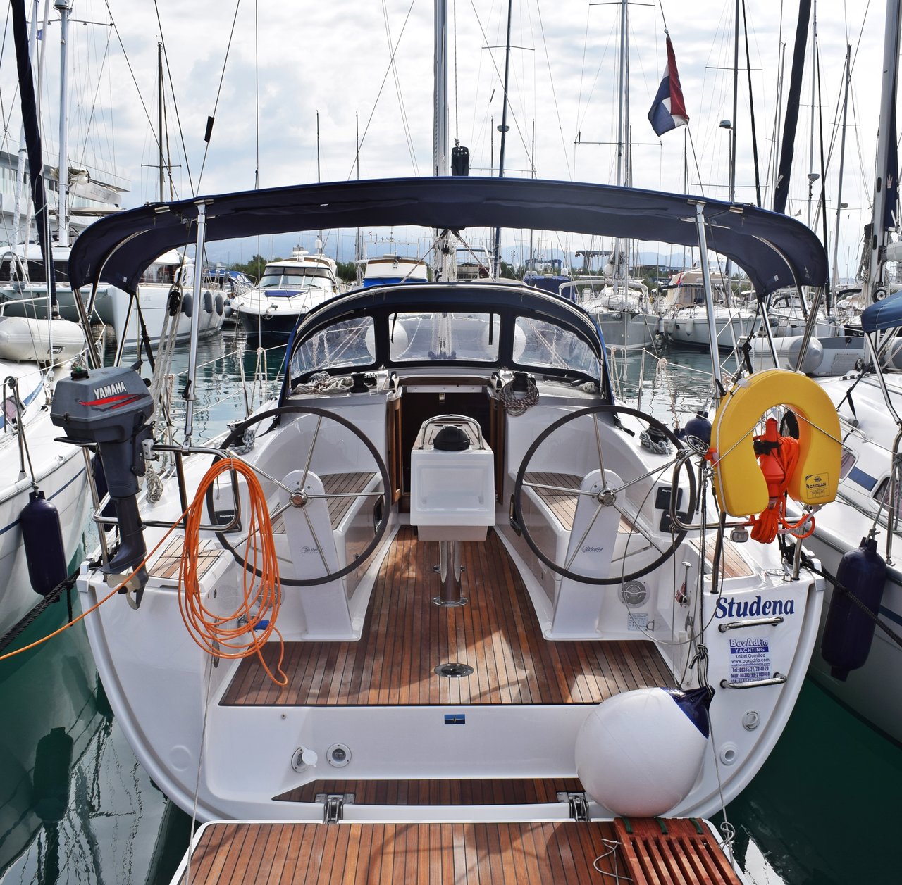 Bavaria Cruiser 34  Top image