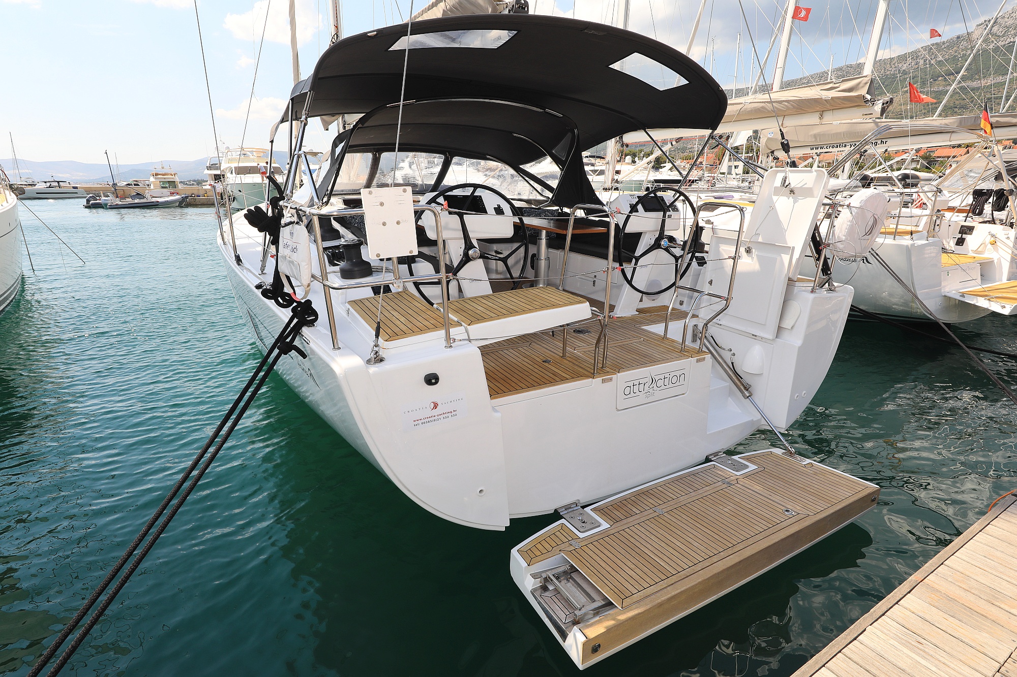 Hanse 508  Top image