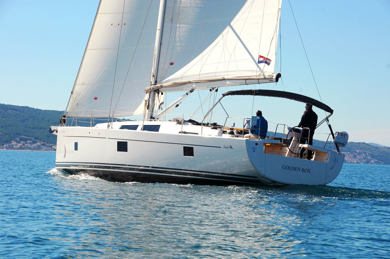 Hanse 508 (5+1cab/3wc) „Golden Box“ als Charteryacht