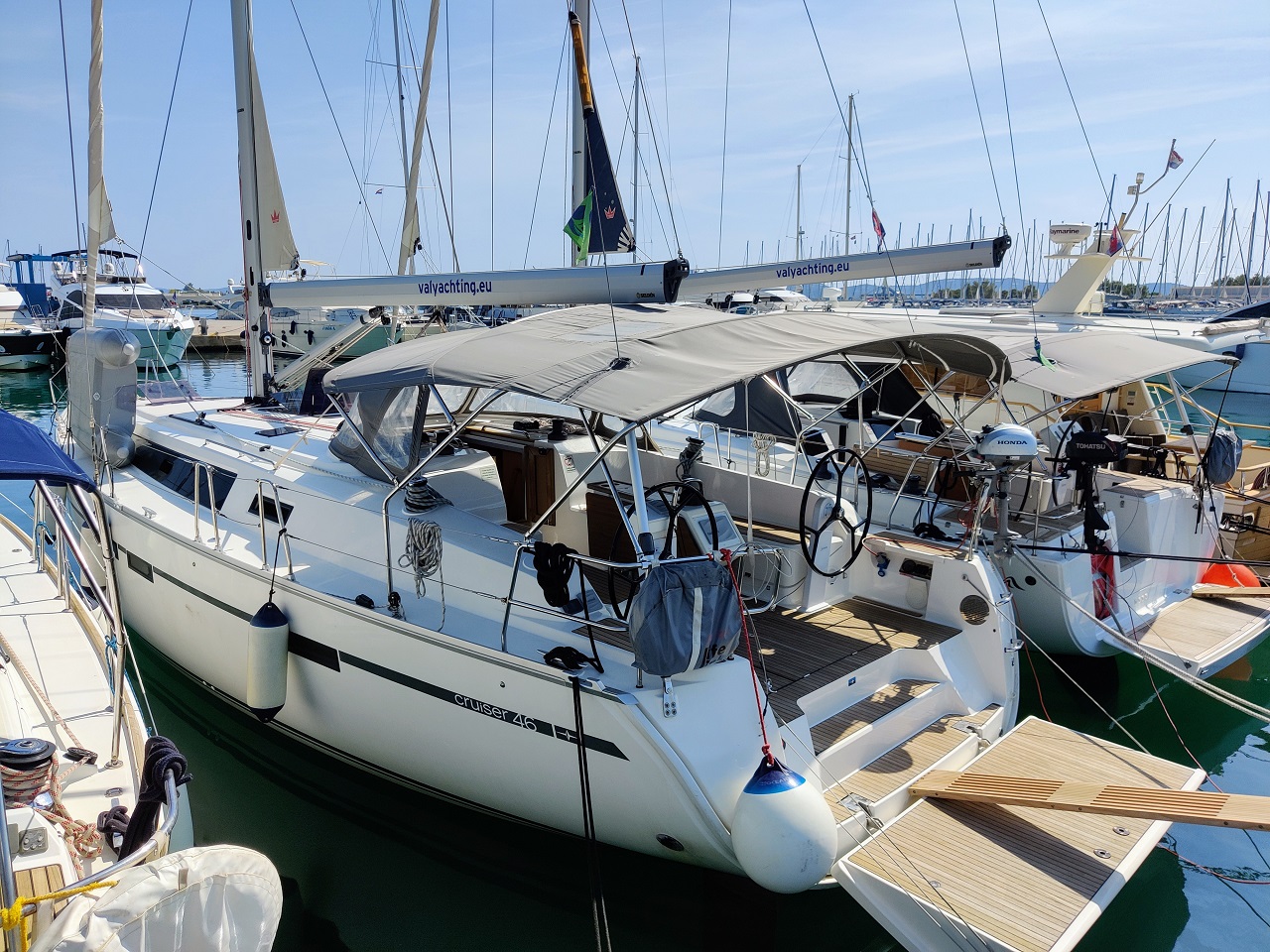 Bavaria Cruiser 46 Val4, Foto 2