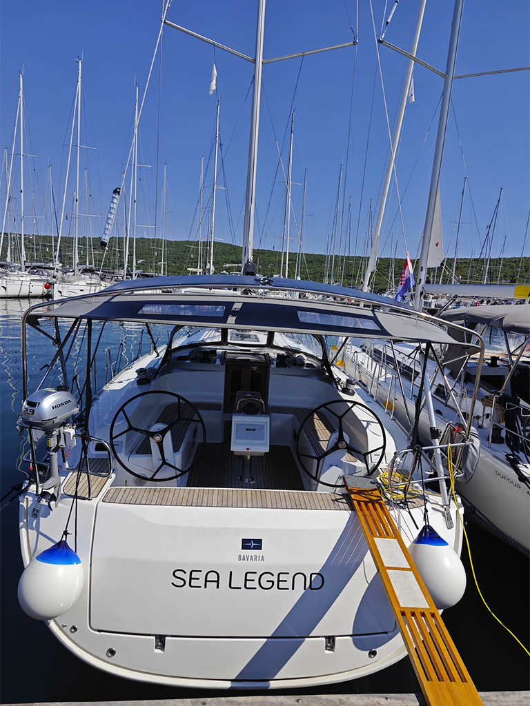 Bavaria Cruiser 46  Top image